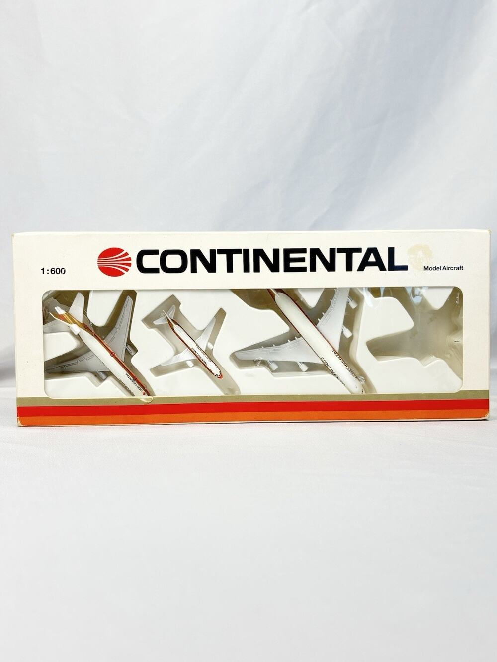 Vintage CONTINENTAL 1:600 Model Airplane Set (747, DC-10, 737-300) Box 1 Missing